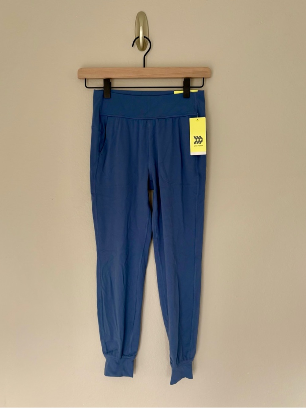 NWT All in Motion Girls Everyday Soft High Rise Joggers Blue L 10/12